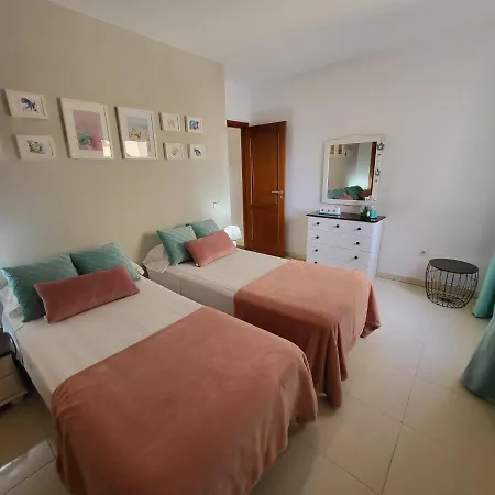 Apartamento Emelia Апартаменты Эль-Медано